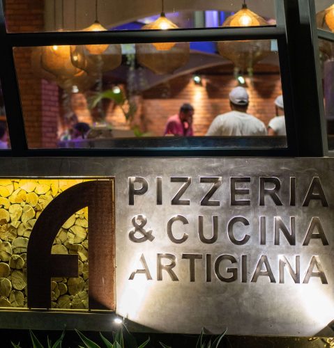 Fucina Insegna crop